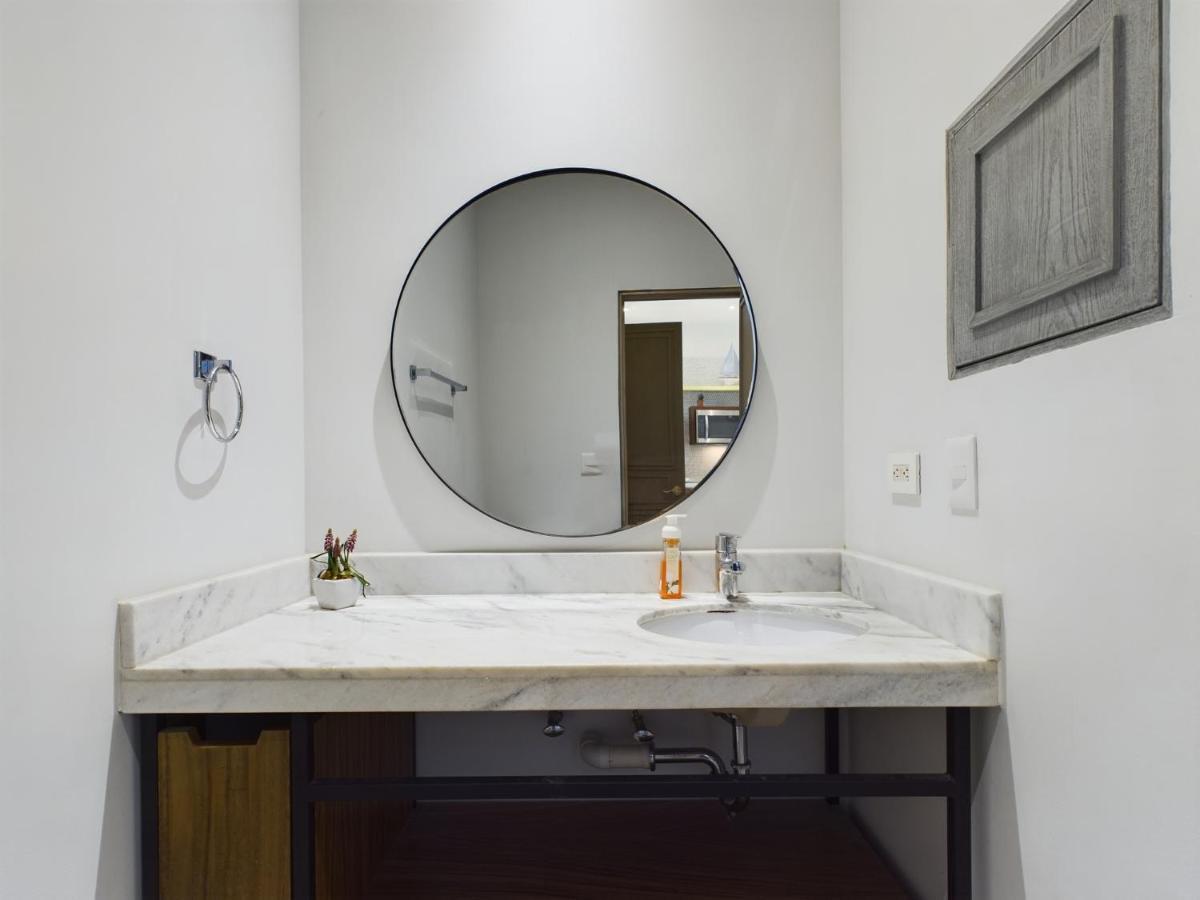 New! One Street From The By Yeah * Playa del Carmen